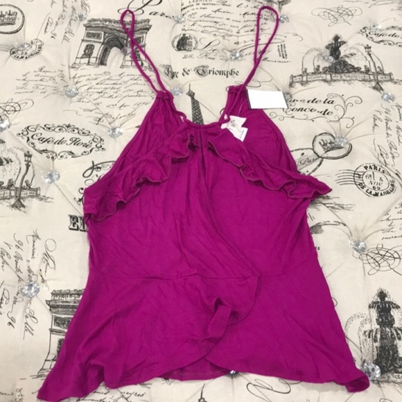 HIATUS Flounce Front Keyhole Tank Top - Picture 3 of 7